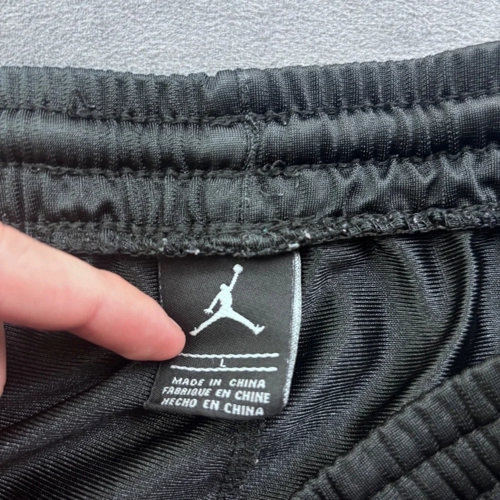 Jordan Mens Black Basketball Shorts Mesh Panels Jumpman Logo Size L